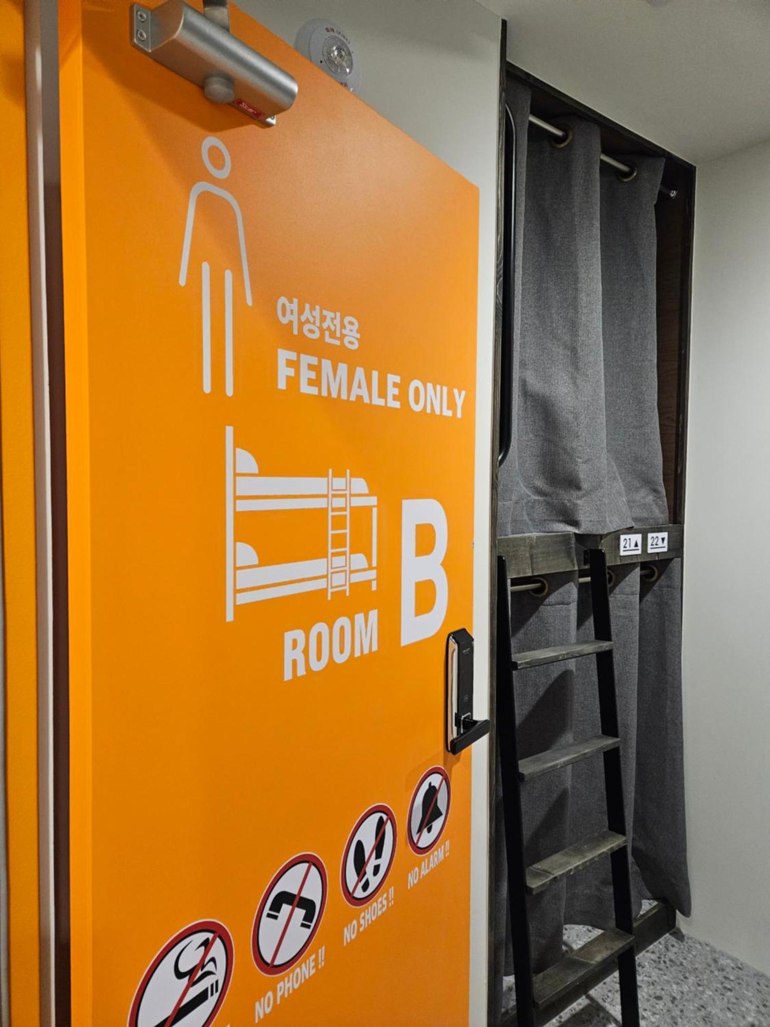 Hotel Seoul Cube Myeongdong Esterno foto